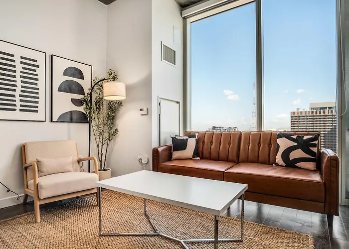 Boulevard Highrise Stu Sky Pool Parking Gym 22 Apartment *