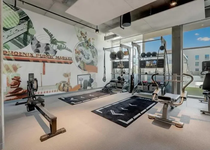 Apartment Boulevard Highrise Stu Sky Pool Parking Gym 22